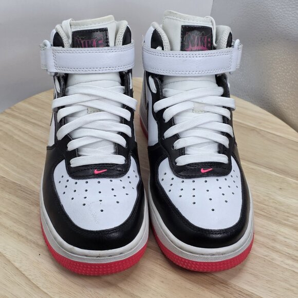 Women’s Size 7 - Nike Air Force 1 '07 Mid Electric (FD0866 100) - Picture 4 of 12